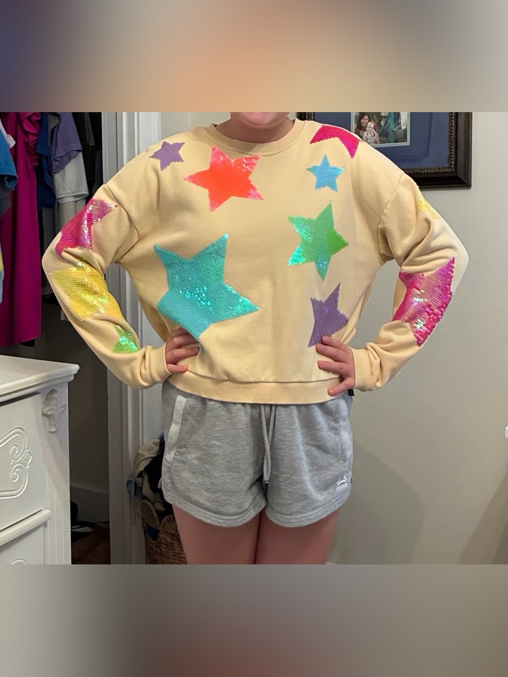 Queen of sparkles Sequin Star Cream Women's Sweatshirt